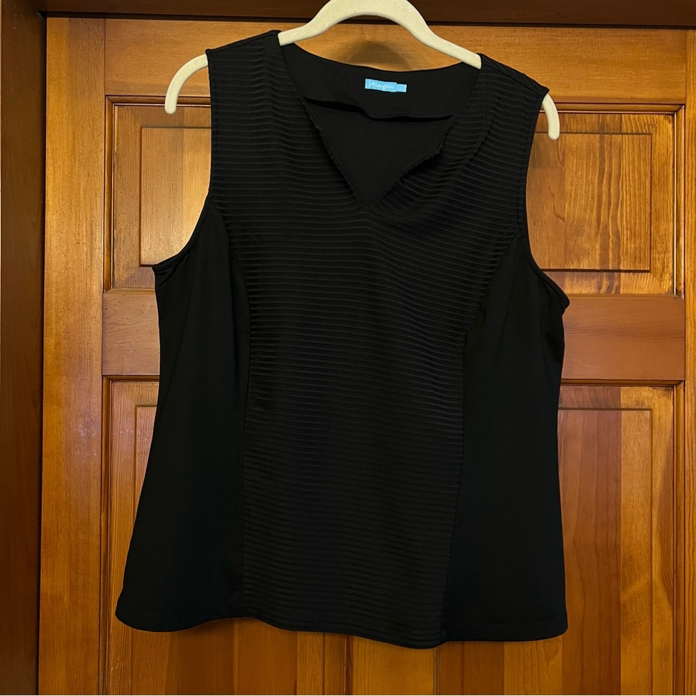 J MCLAUGHLIN Black Aida Sleeveless Top in Size Large